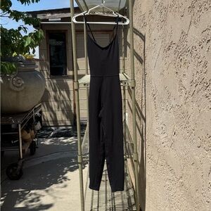 black old navy powerchill activewear jumpsuit size M regular